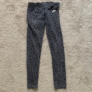 Nike cotton leggings - M